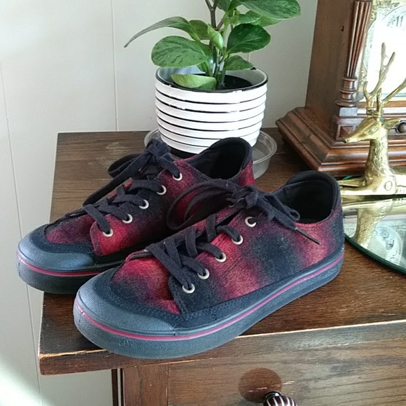 Keen wool plaid shoes - Picture 1 of 7